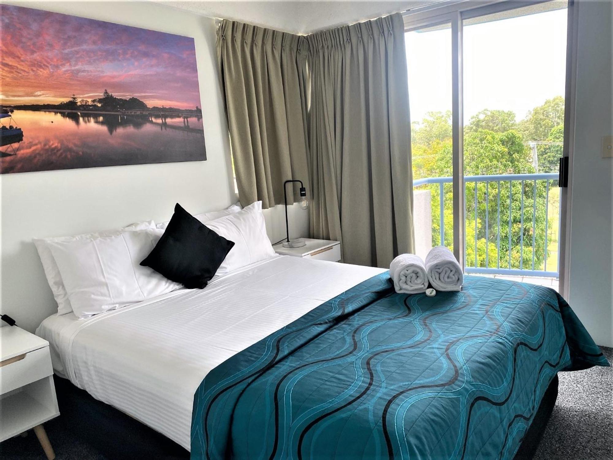 Riviera Resort Hervey Bay Bilik gambar